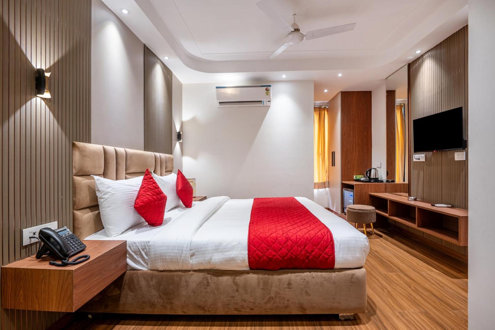 Hotel Avaas - Faiz Road Karol Bagh Δελχί Εξωτερικό φωτογραφία