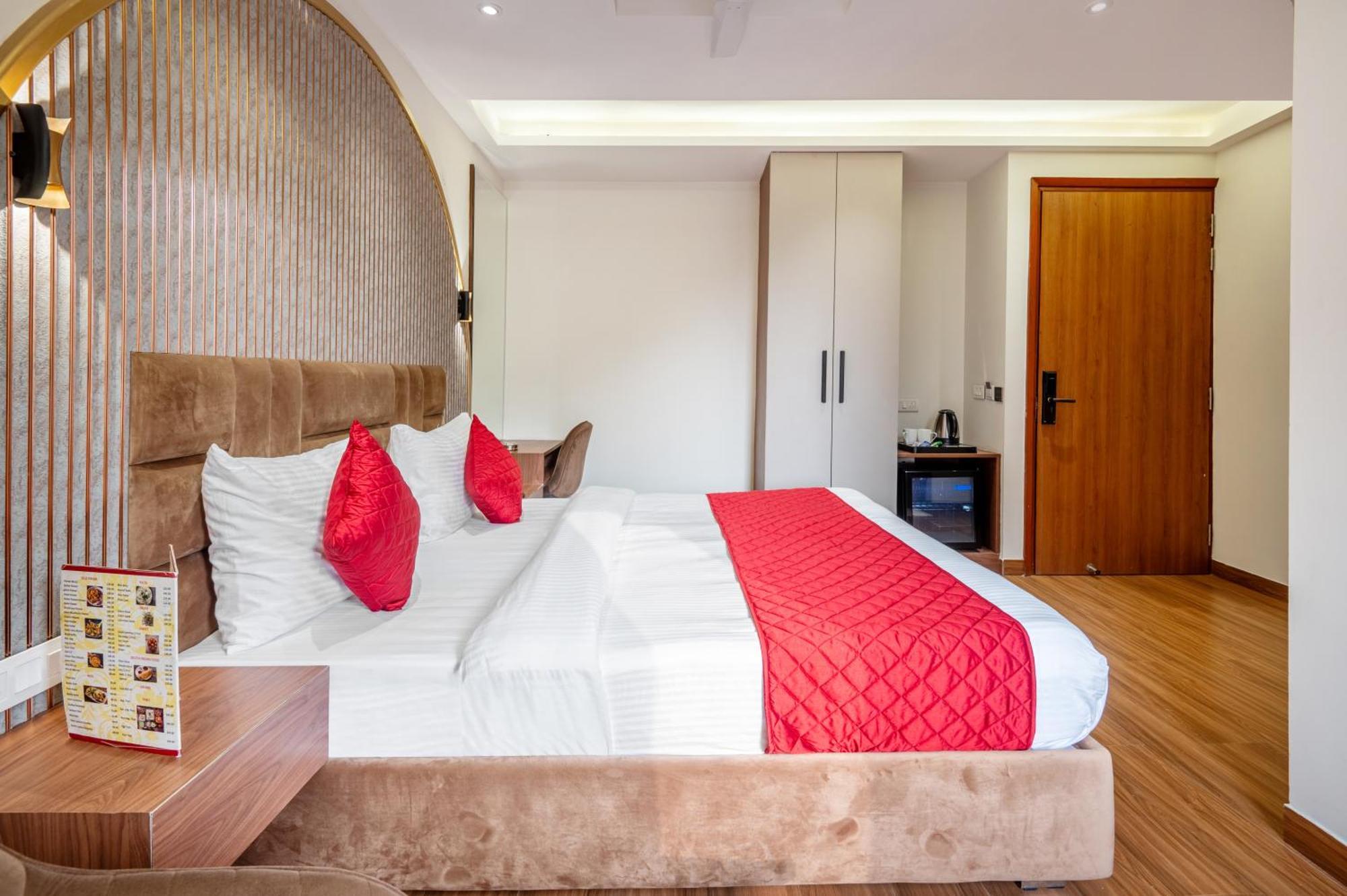 Hotel Avaas - Faiz Road Karol Bagh Δελχί Εξωτερικό φωτογραφία